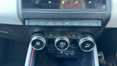 Renault Clio 1.6 E-TECH full hybrid 145 Techno 5dr Auto Hybrid Hatchback